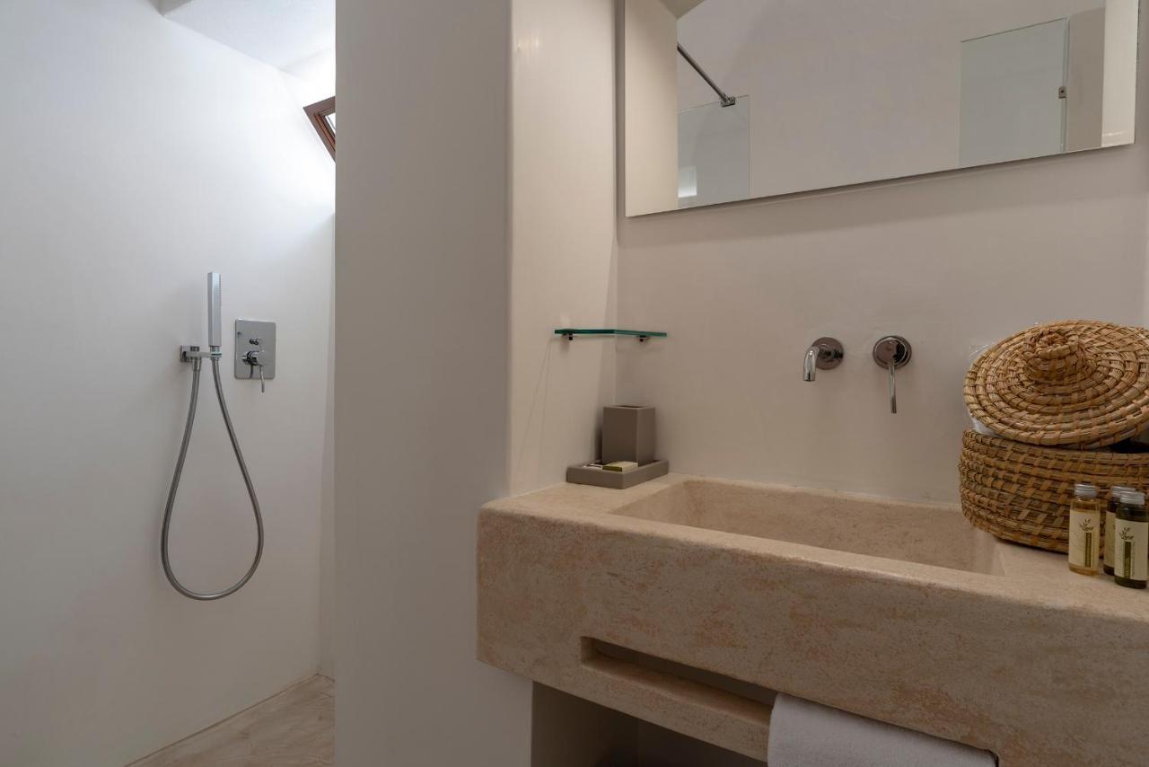 Hotel Isidora Polignano a Mare Esterno foto